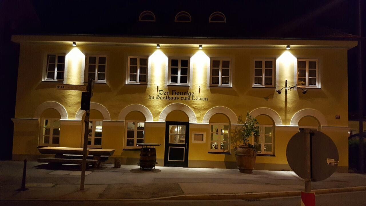 Der Heurige Im Gasthaus Zum Loewen فريسينج المظهر الخارجي الصورة